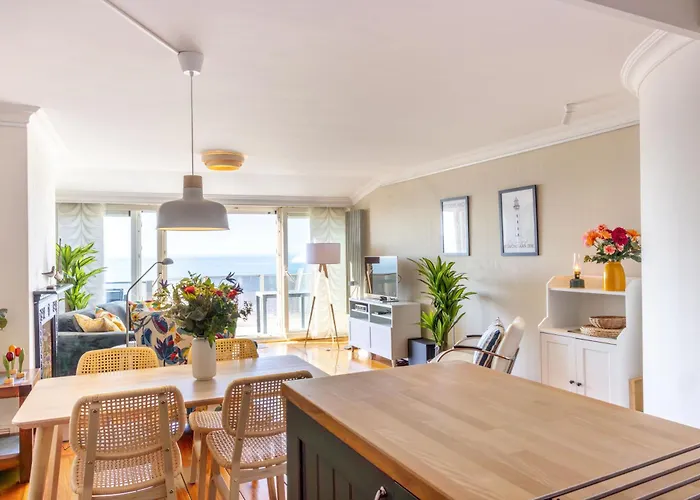 Helmduin 4d - Sea Breeze Apartament *